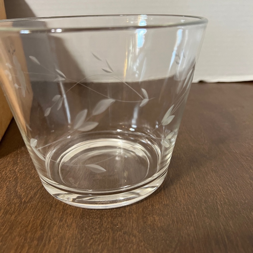 Princess house heritage floral small ice bucket with box Roughly 5" Tall Smooth - Picture 2 of 11